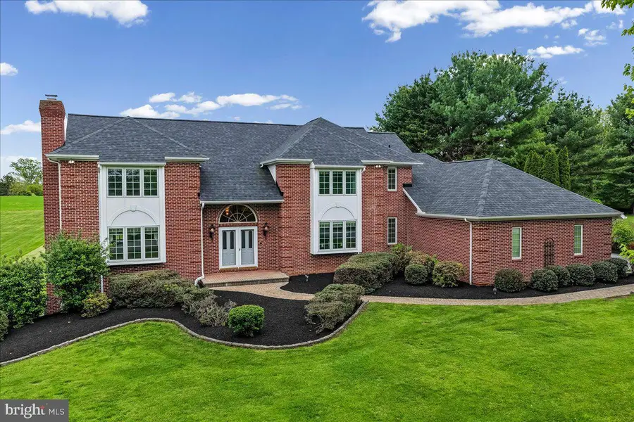 296 Hickory Dr, Kennett Square, PA 19348 - #2