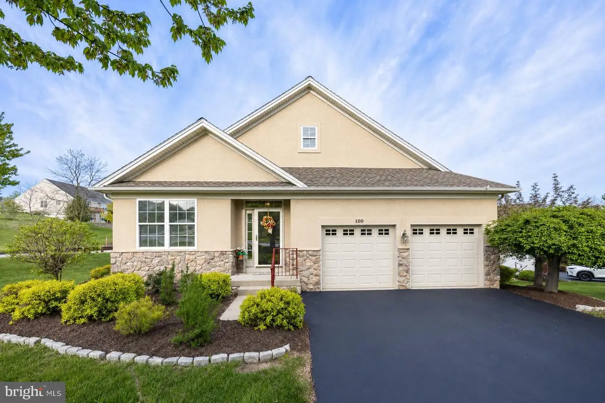 100 Gaston Ln, Coatesville, PA 19320 - #1