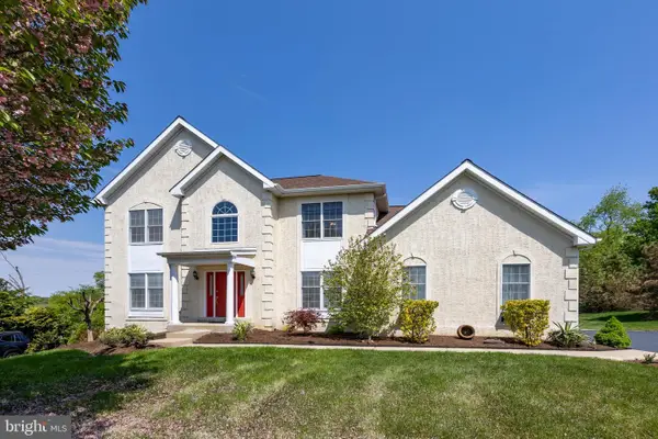 1345 Wooded Knls, WEST CHESTER, PA 19382