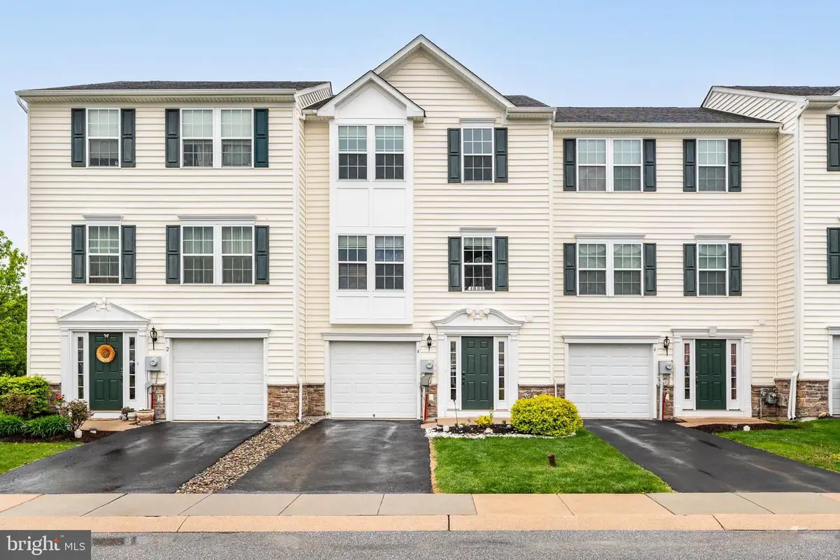 4 Tuxford Ln, Coatesville, PA 19320 - #1