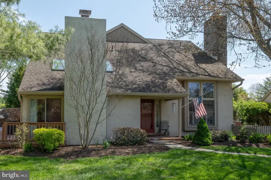 471 Chandlee Dr, Berwyn, PA 19312 - #2