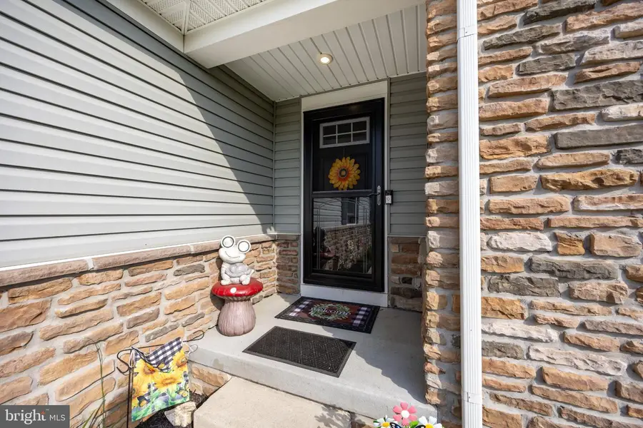 214 Folin St, Coatesville, PA 19320 - #3