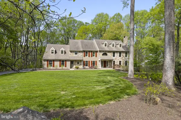 1653 Waterglen Dr, WEST CHESTER, PA 19382