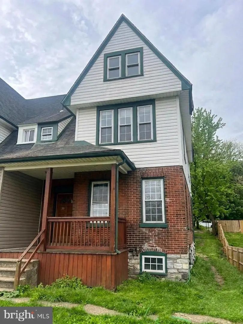 30 Oak St, Coatesville, PA 19320 - #2