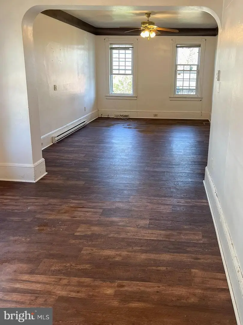 30 Oak St, Coatesville, PA 19320 - #3