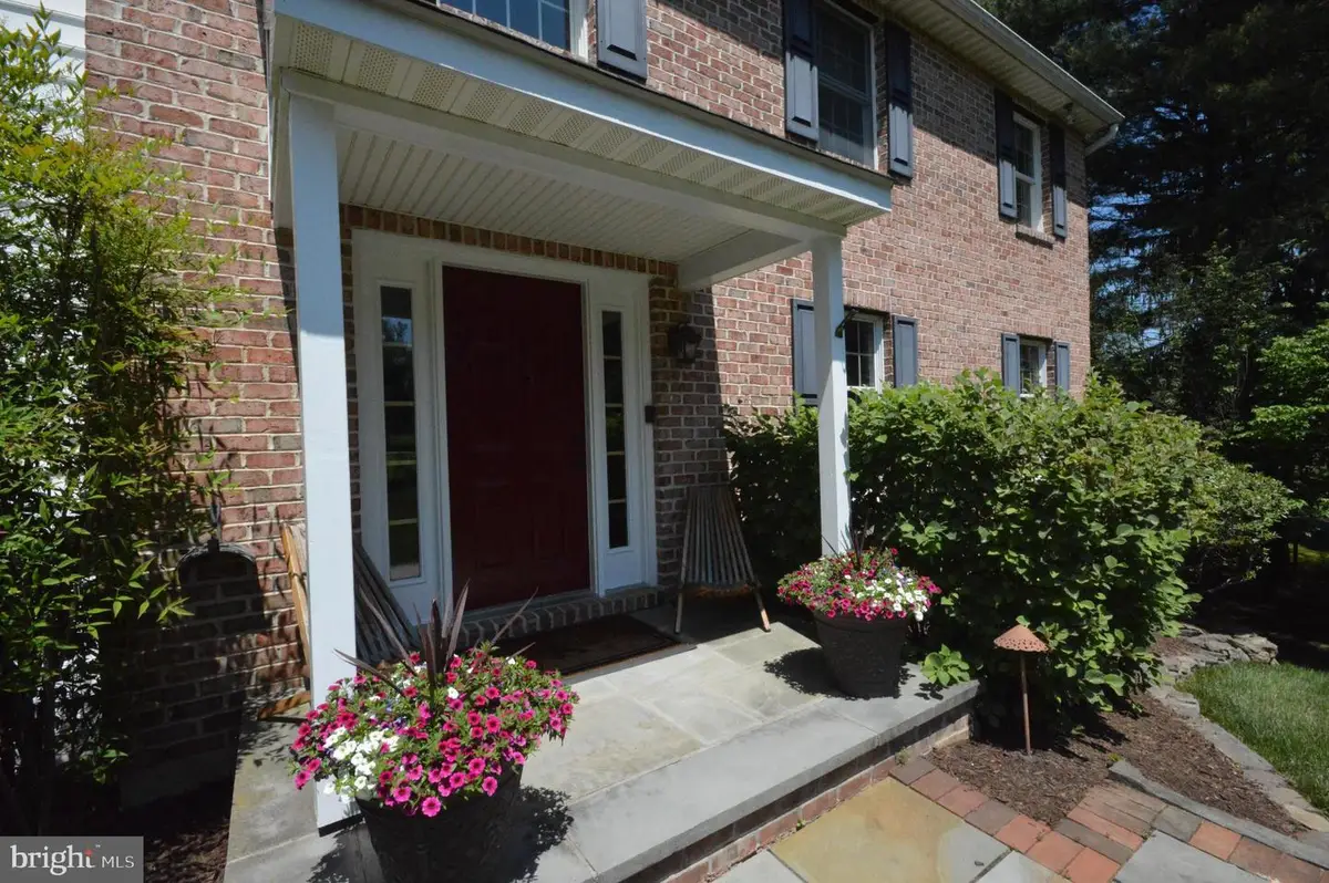 2 Montbard Dr, Chadds Ford, PA 19317 - #1