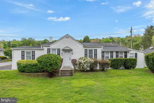 1402 Valley Rd, COATESVILLE, PA 19320