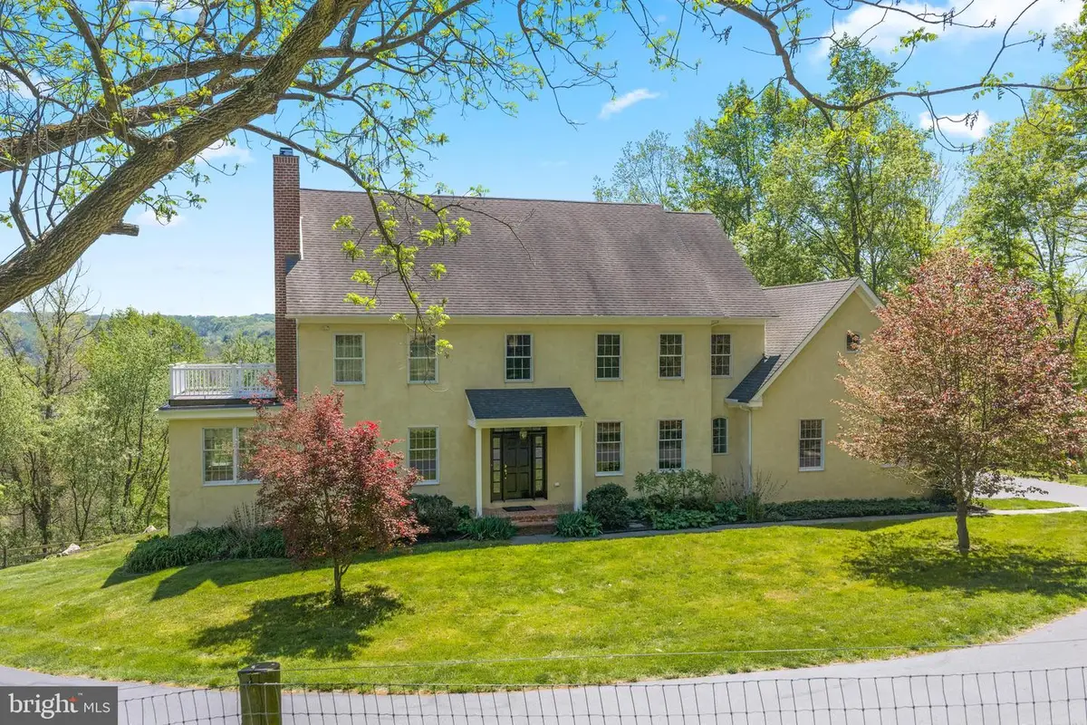 631 Harveys Bridge Rd, Coatesville, PA 19320 - #1