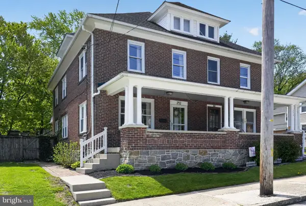 242 Church St, DOWNINGTOWN, PA 19335