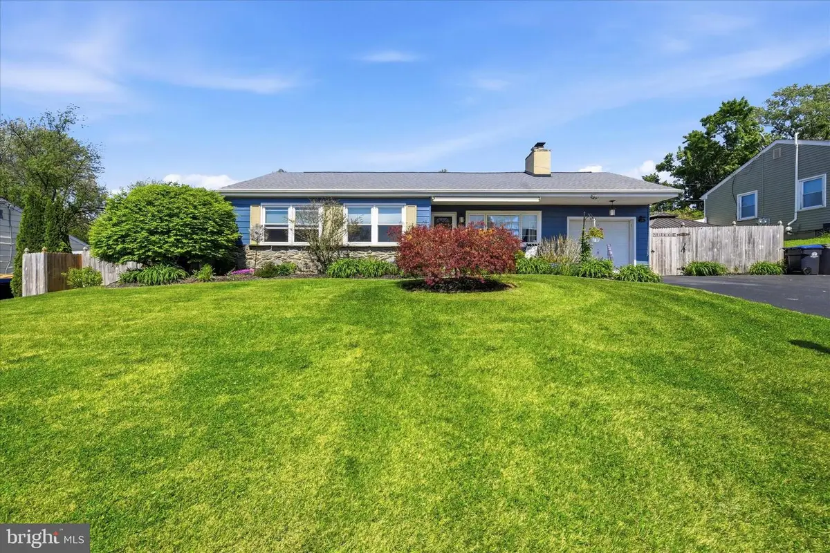 209 New St, Exton, PA 19341 - #1