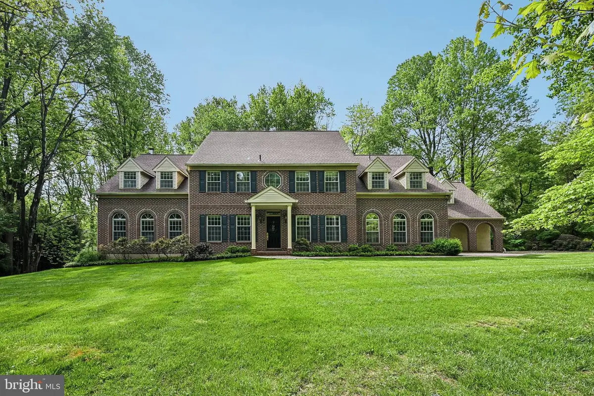 2 Bittersweet Dr, West Chester, PA 19382 - #1