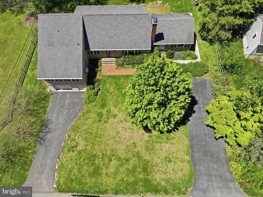 205 Oak Ln, West Chester, PA 19382 - #3