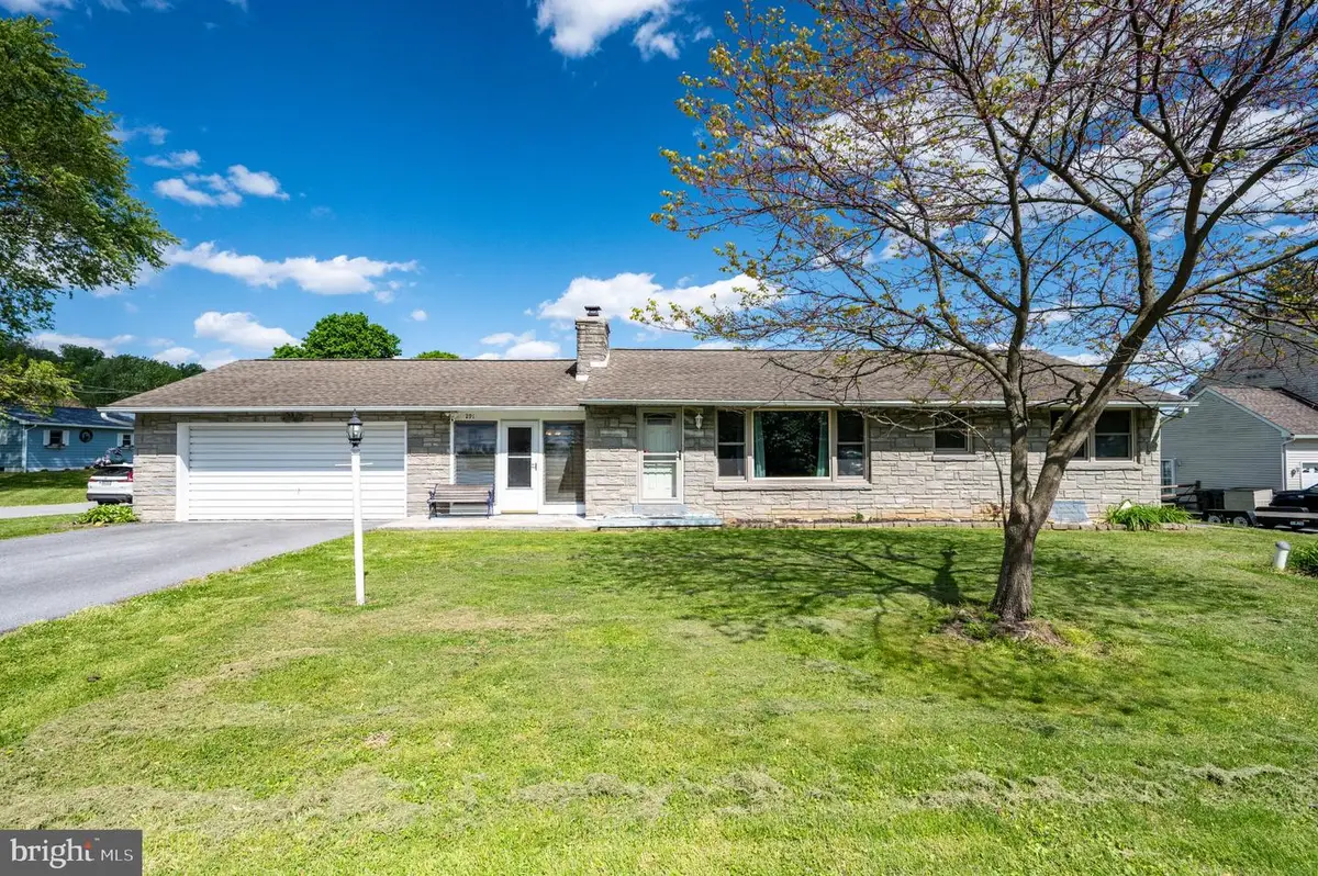 291 Watson Ave, Coatesville, PA 19320 - #1