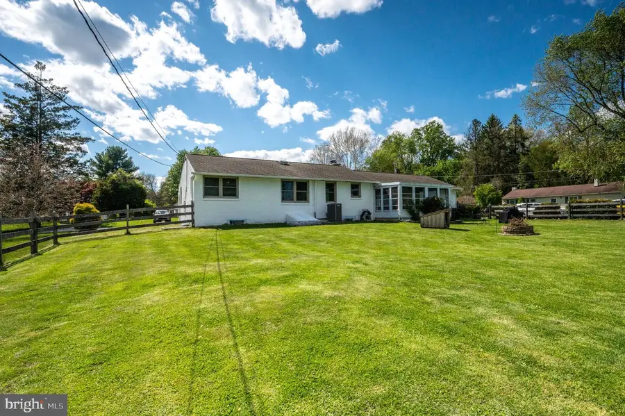 291 Watson Ave, Coatesville, PA 19320 - #3