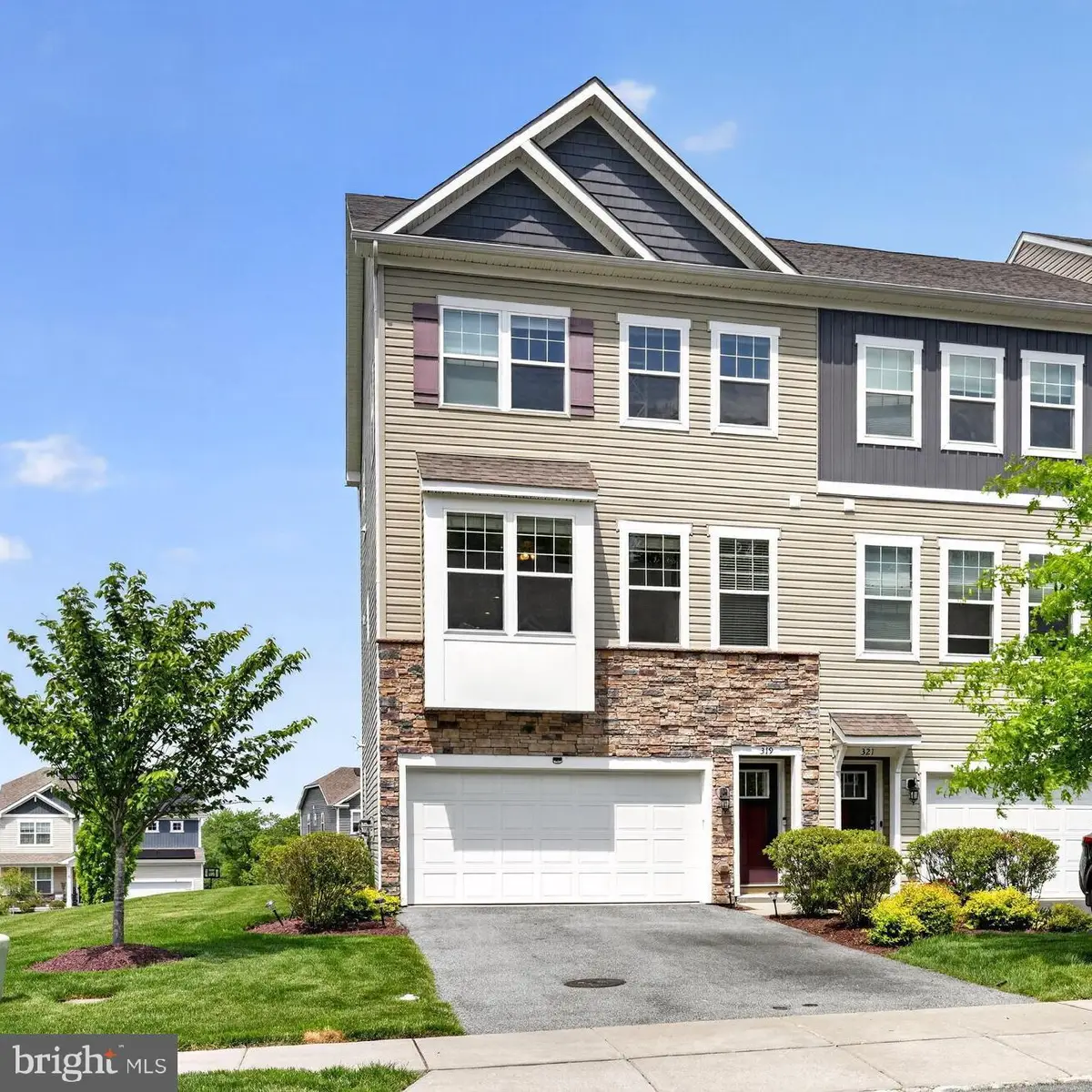 319 Dawson Pl, Downingtown, PA 19335 - #1