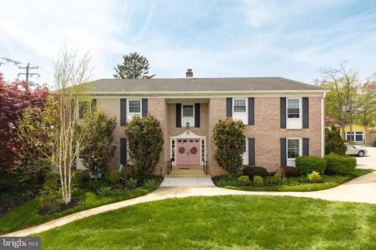 324 Marshall St #8, Kennett Square, PA 19348 - #1
