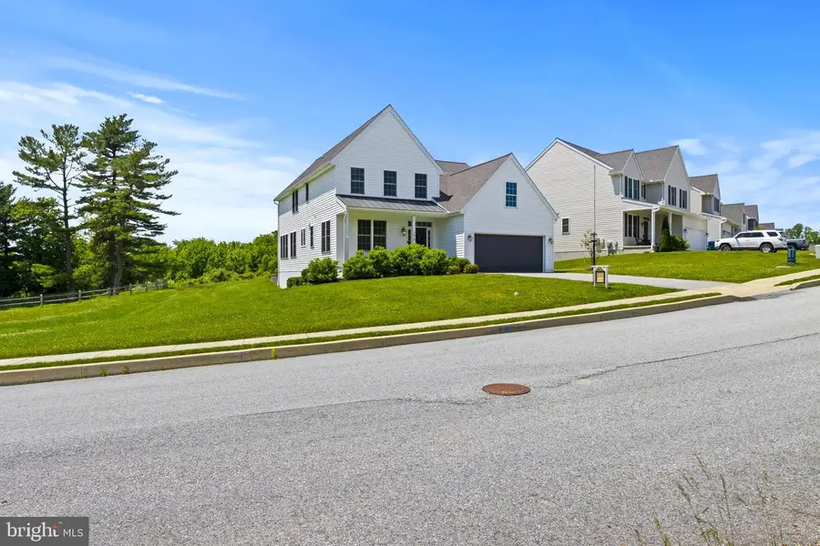 274 Beaumont Dr, Oxford, PA 19363 - #2