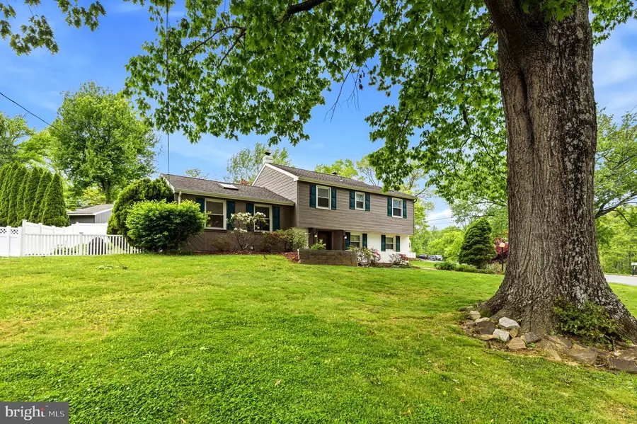 706 Edward Ln, West Chester, PA 19382 - #2