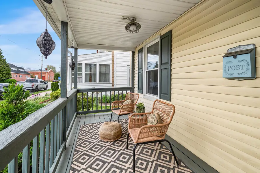 631 S Broad St, Kennett Square, PA 19348 - #3