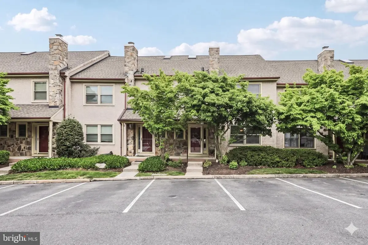 36 Independence Pl #36, Chesterbrook, PA 19087 - #1