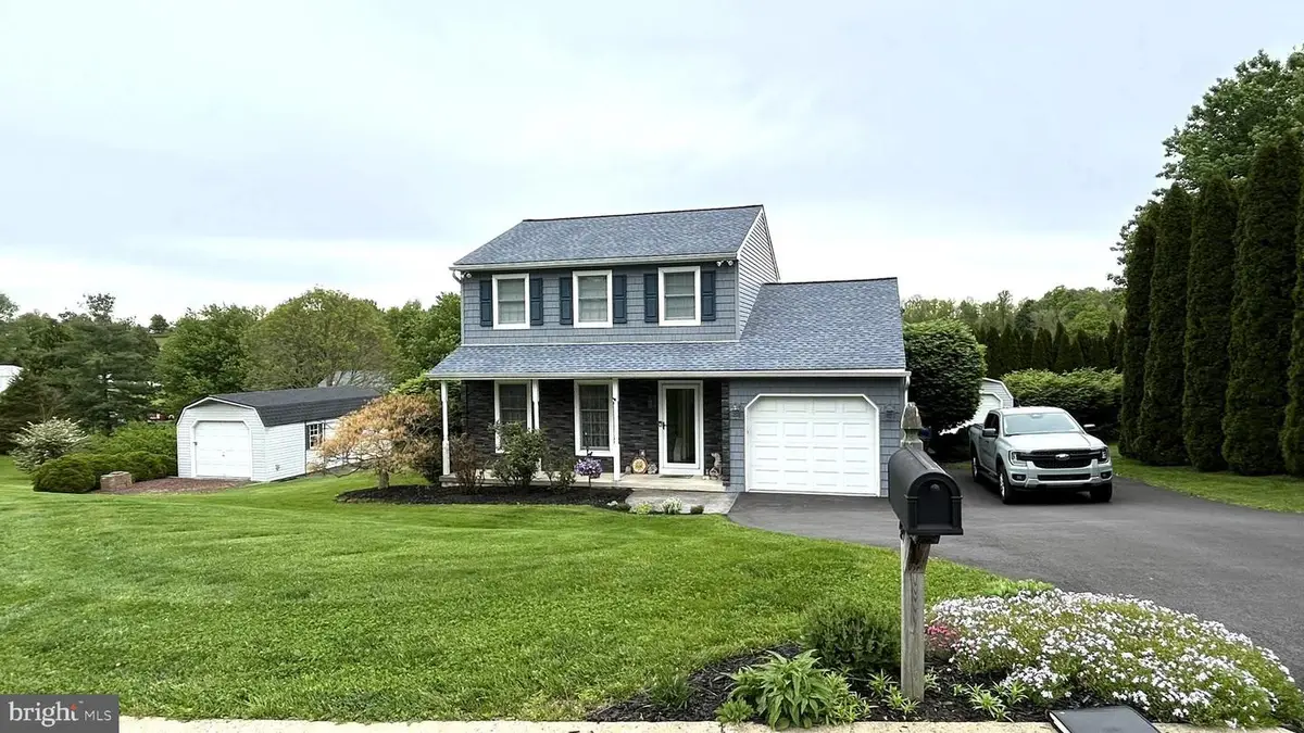114 Arianna Ln, Coatesville, PA 19320 - #1