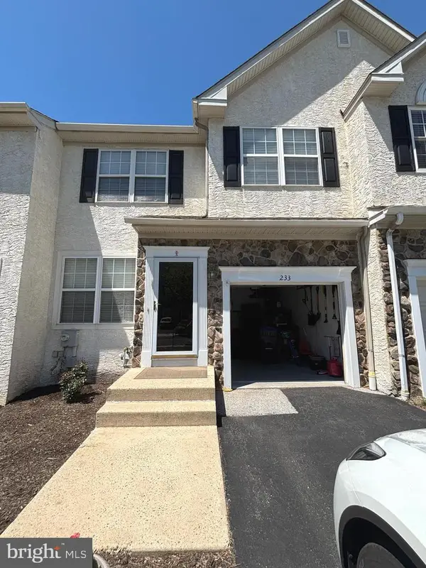 233 Tall Pines Dr, WEST CHESTER, PA 19380