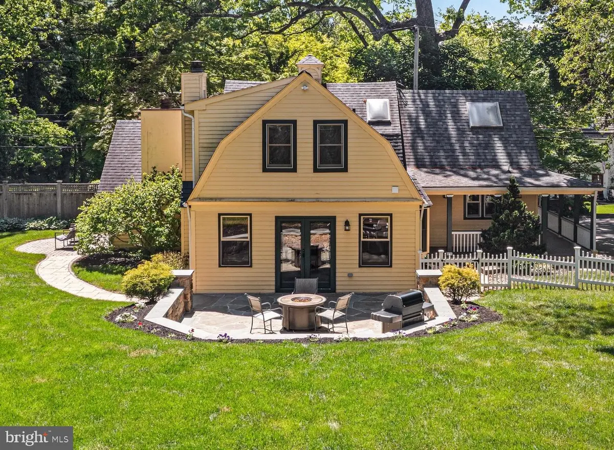 231 W Valley Rd, Wayne, PA 19087 - #1
