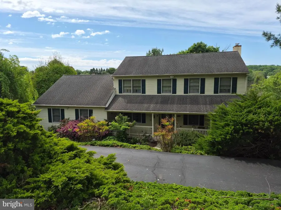 100 Noble Dr, Downingtown, PA 19335 - #2