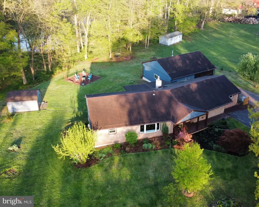 128 Mark Dr, Pottstown, PA 19465 - #3