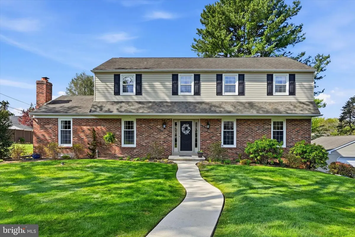 956 Embree Ln, West Chester, PA 19380 - #1