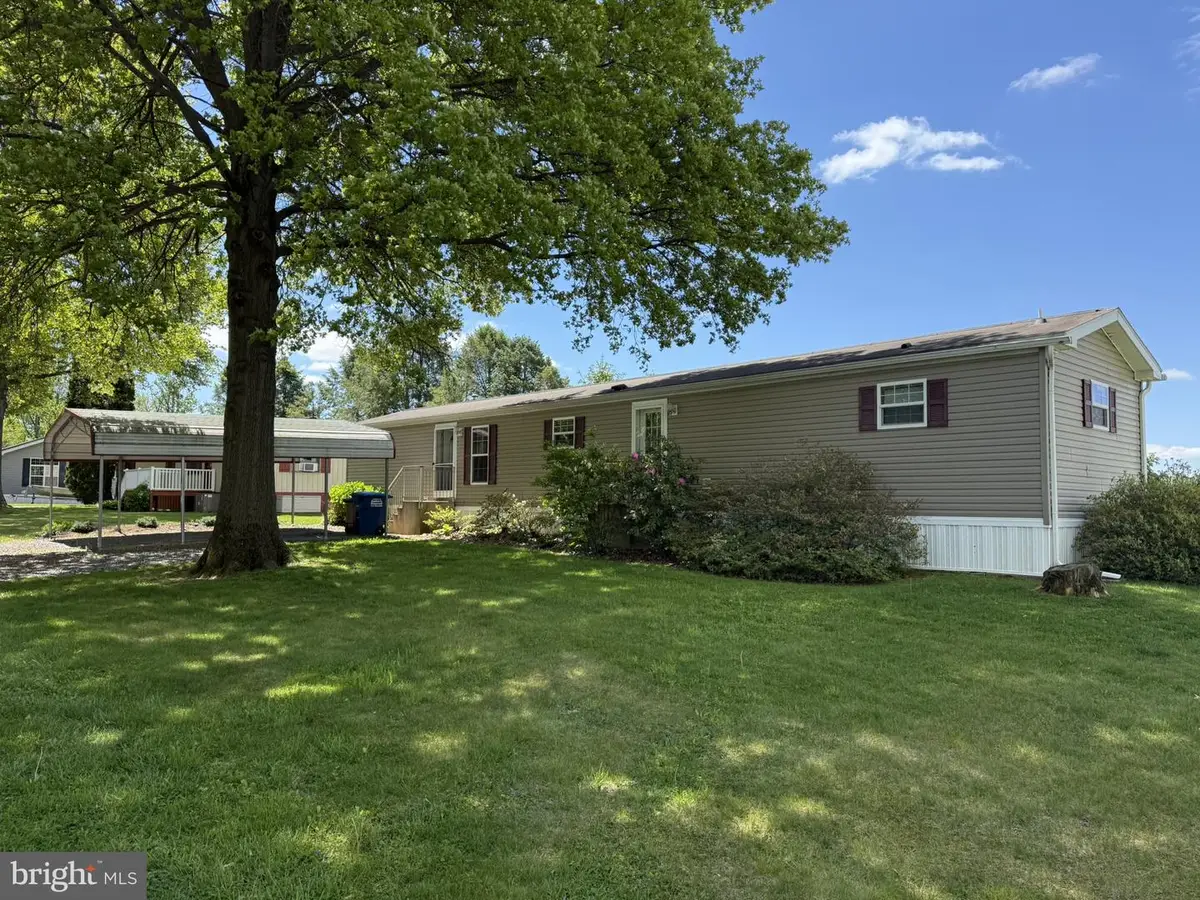 328 Grubb Dr, Elverson, PA 19520 - #1