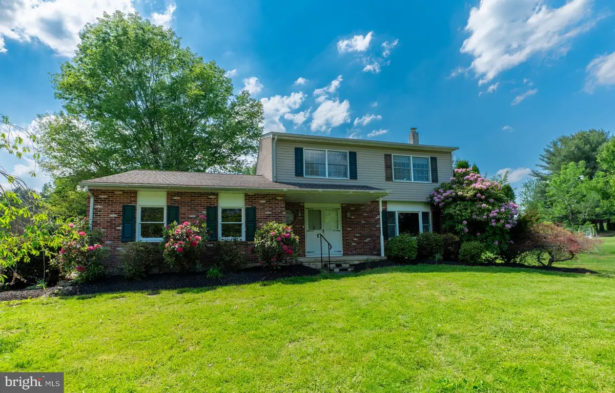 223 Trythall Rd, Elverson, PA 19520 - #1