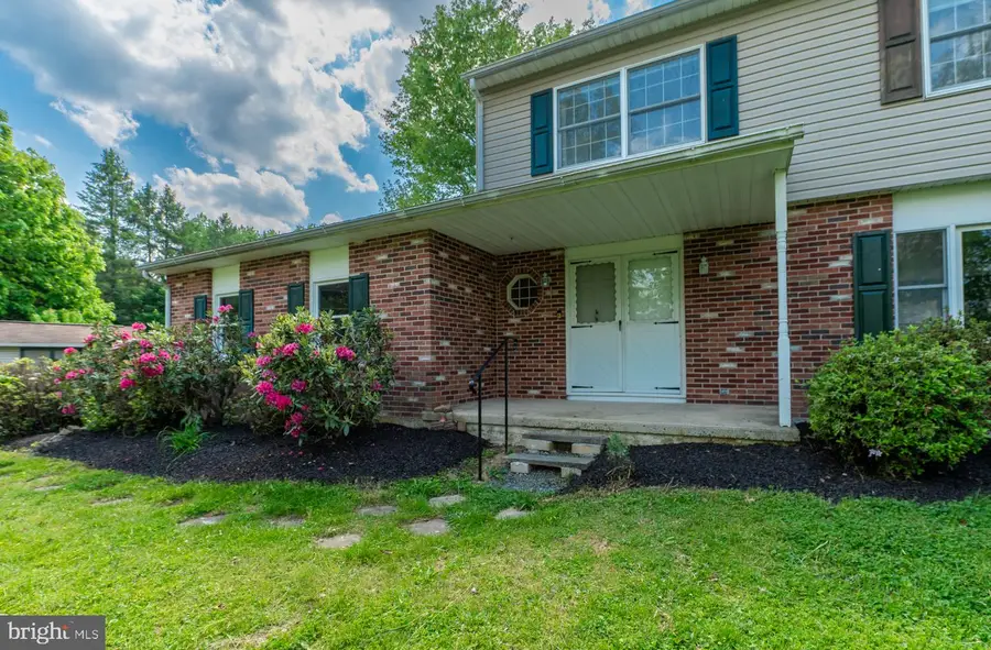 223 Trythall Rd, Elverson, PA 19520 - #3