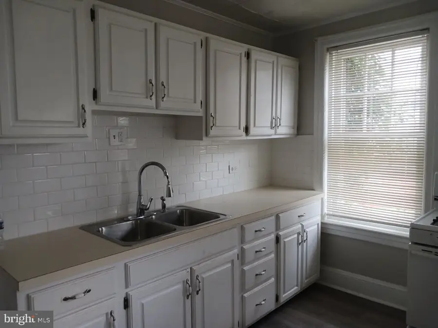 1132 Stirling St, Coatesville, PA 19320 - #3