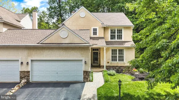 1011 Chiswell Dr, DOWNINGTOWN, PA 19335