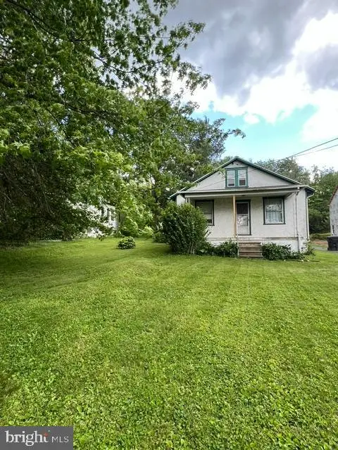 792 E Cedarville Rd, Pottstown, PA 19465 - #2