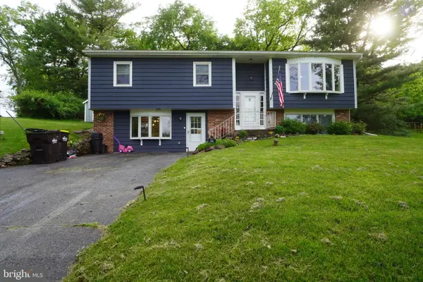 816 Spring City Rd, PHOENIXVILLE, PA 19460
