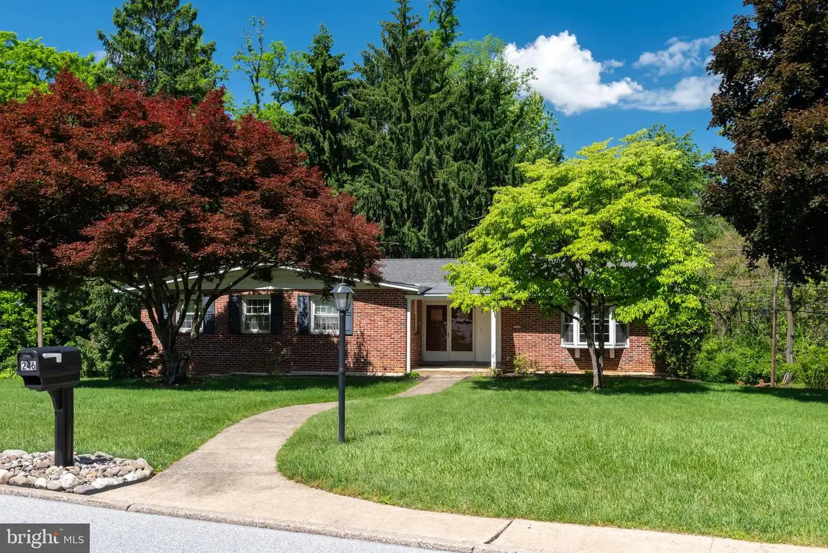 246 Friendship Dr, Paoli, PA 19301 - #1