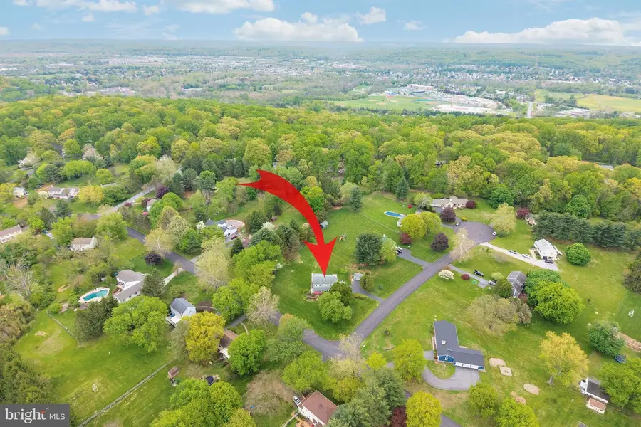 1 Hessian Ct, Downingtown, PA 19335 - #3
