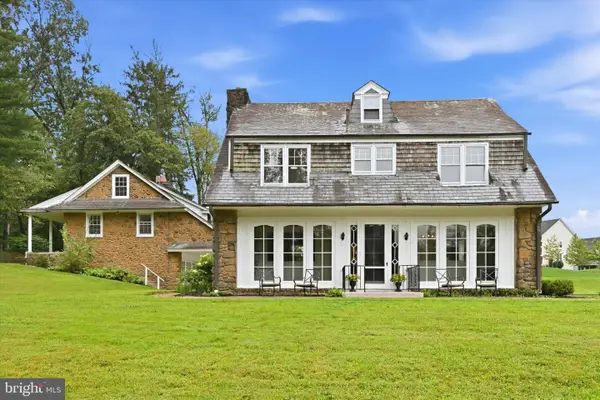 814 Bernstein Ln, WEST CHESTER, PA 19380