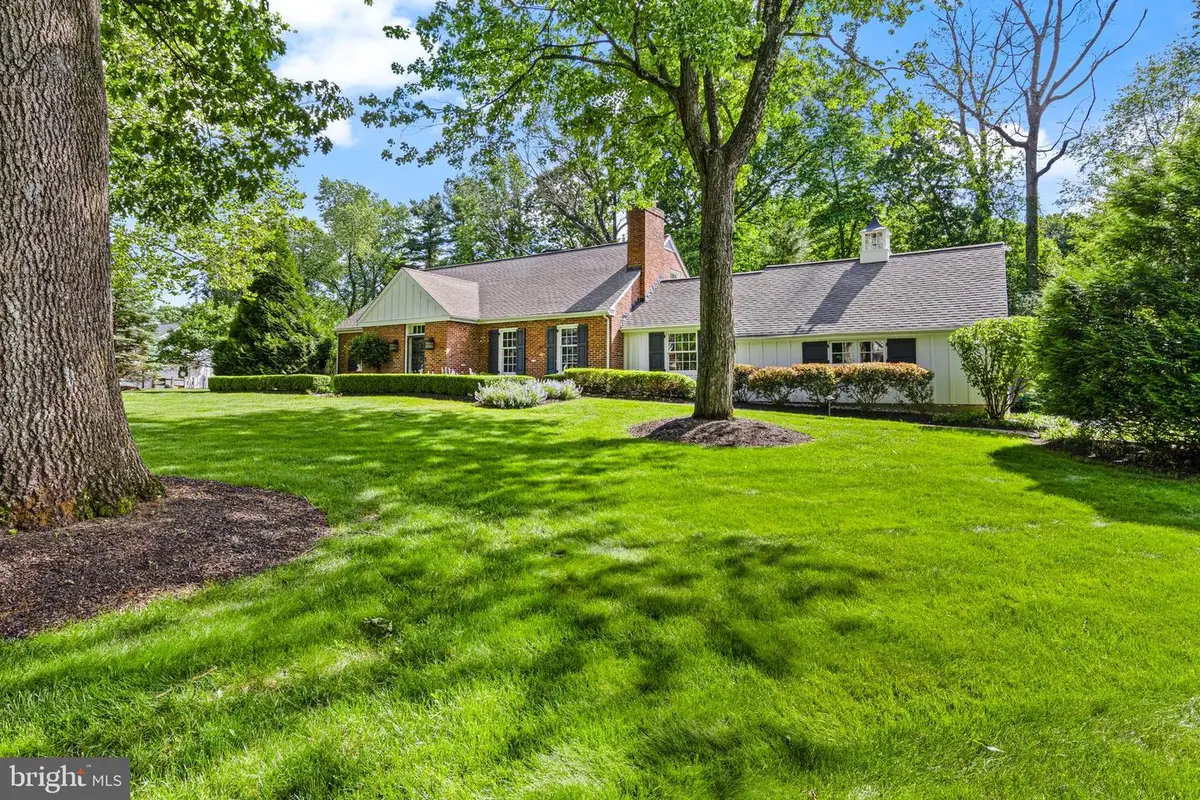574 Timber Ln, Devon, PA 19333 - #1