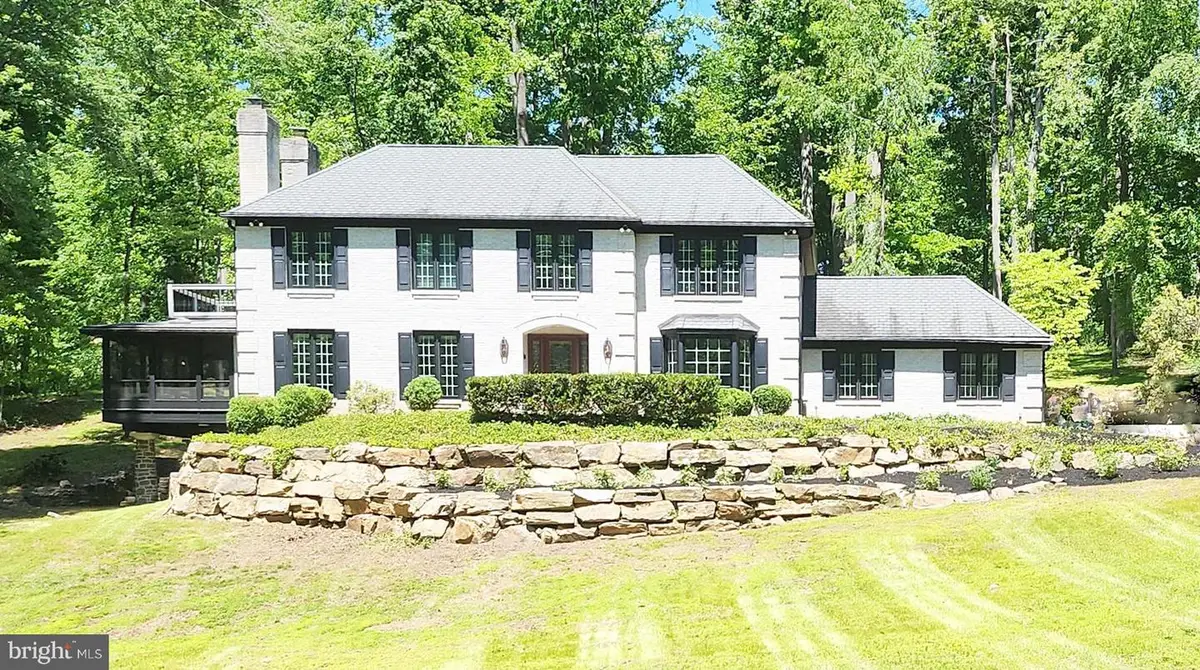 827 Nathan Hale Dr, West Chester, PA 19382 - #1