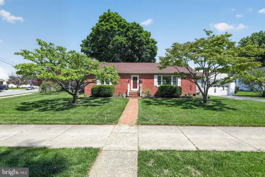 21 King St, Downingtown, PA 19335 - #2