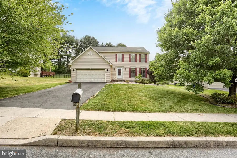 414 Flagstone Cir, Coatesville, PA 19320 - #3
