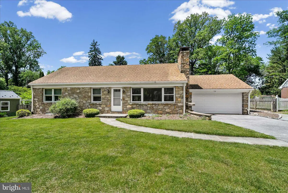 820 Spruce Ave, West Chester, PA 19382 - #1