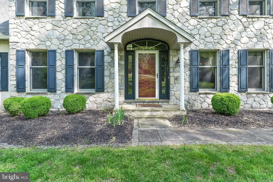 522 Ridge Dr, Lincoln University, PA 19352 - #2