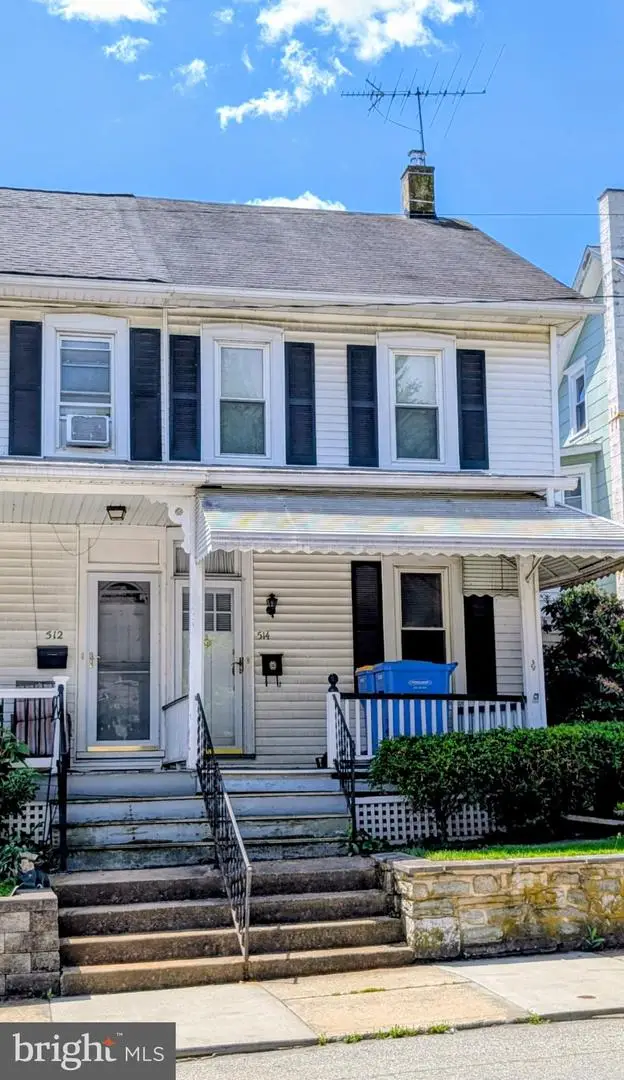 514 W 1st Ave, Parkesburg, PA 19365 - #1