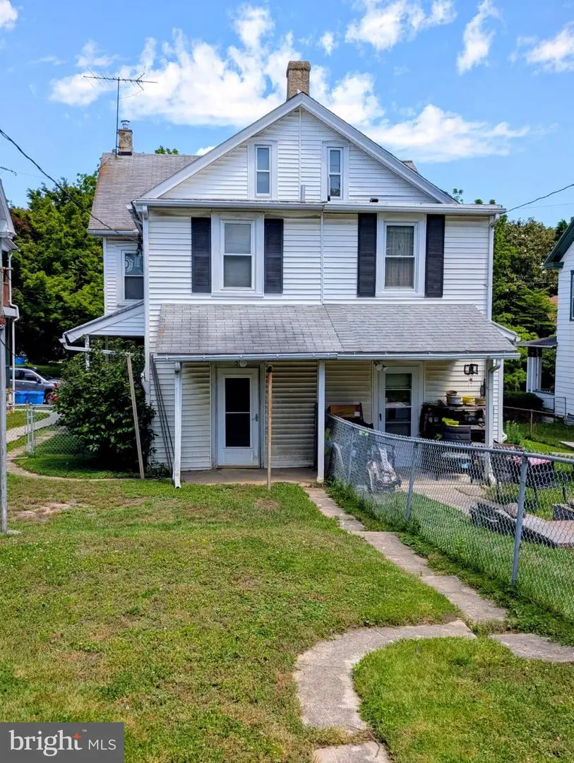 514 W 1st Ave, Parkesburg, PA 19365 - #2