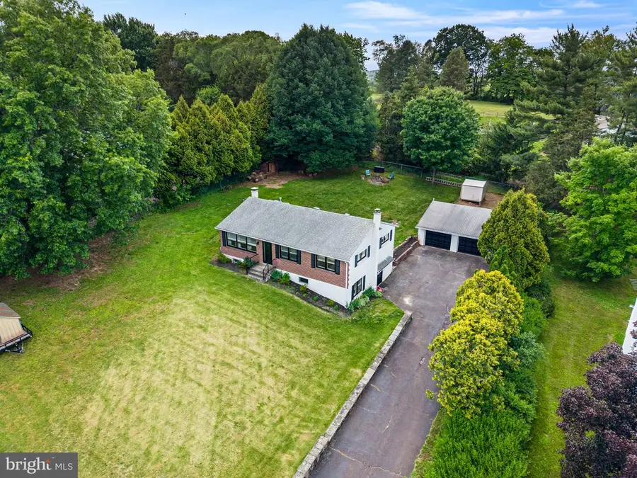 1068 Ebelhare Rd, Pottstown, PA 19465 - #3