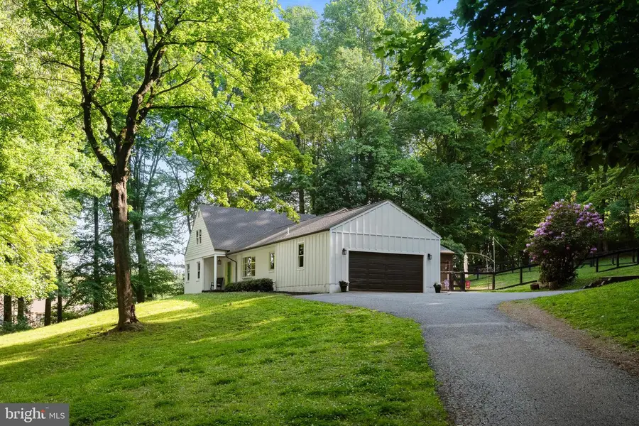 2330 Horseshoe Trl, Chester Springs, PA 19425 - #2